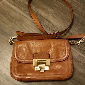 Michael Kors Crossbody purse